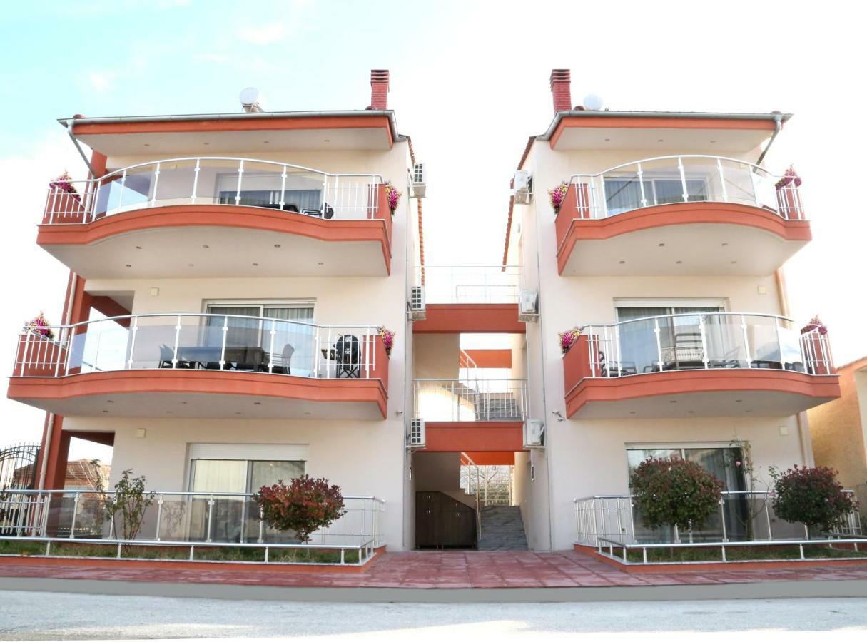 Sinanis Family Apartments كيراموتي المظهر الخارجي الصورة
