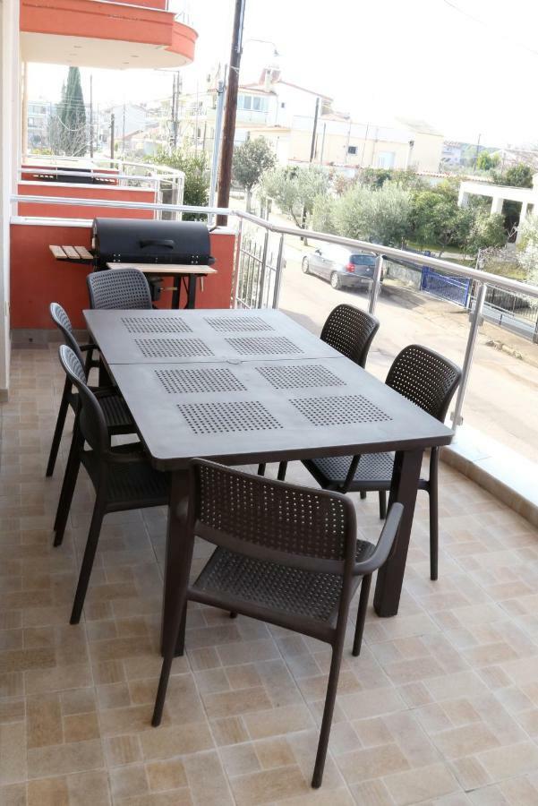 Sinanis Family Apartments كيراموتي المظهر الخارجي الصورة