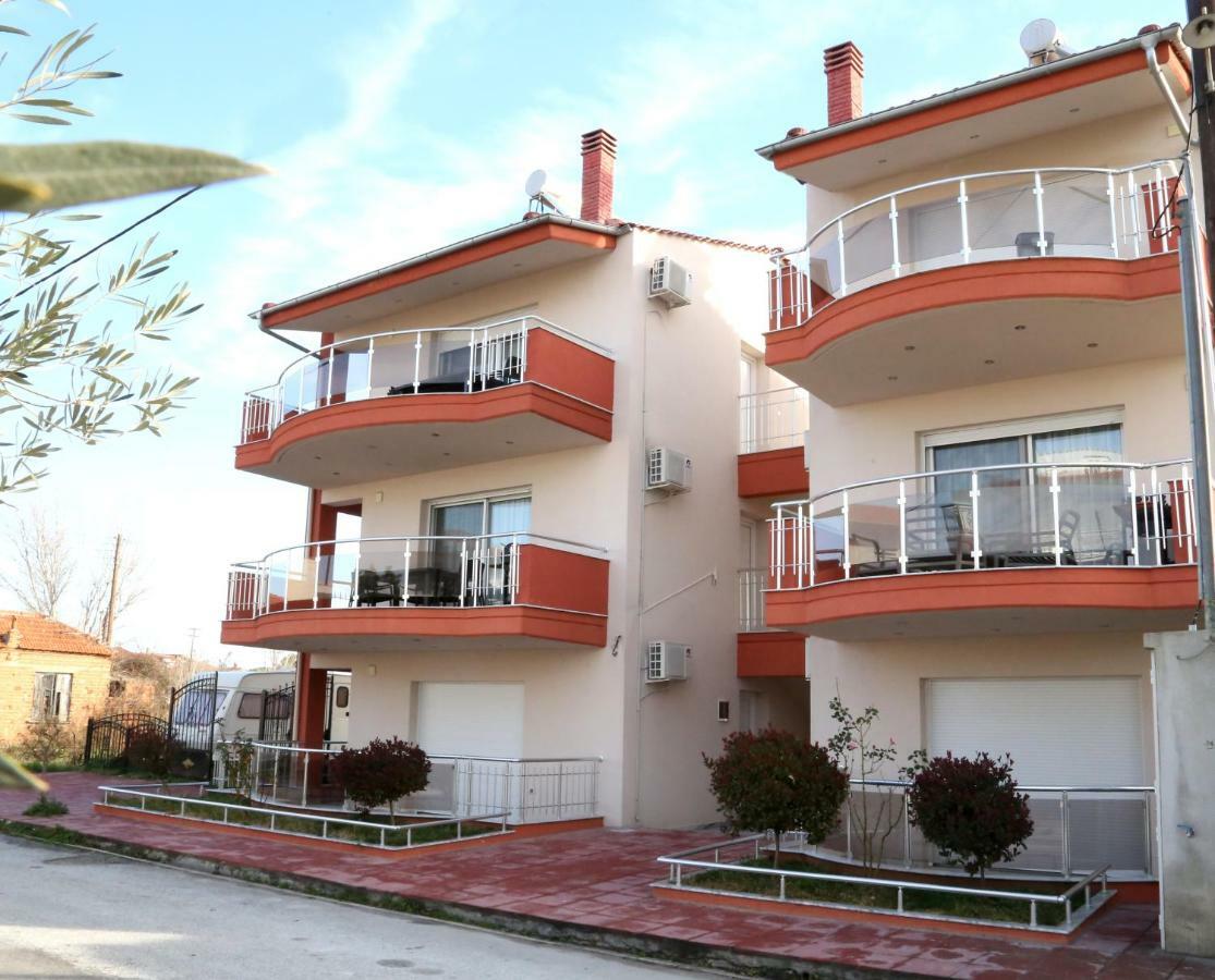 Sinanis Family Apartments كيراموتي المظهر الخارجي الصورة