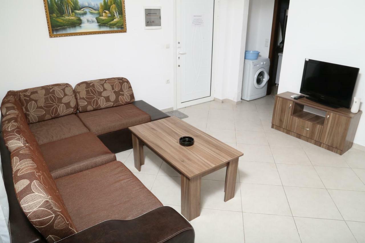 Sinanis Family Apartments كيراموتي المظهر الخارجي الصورة
